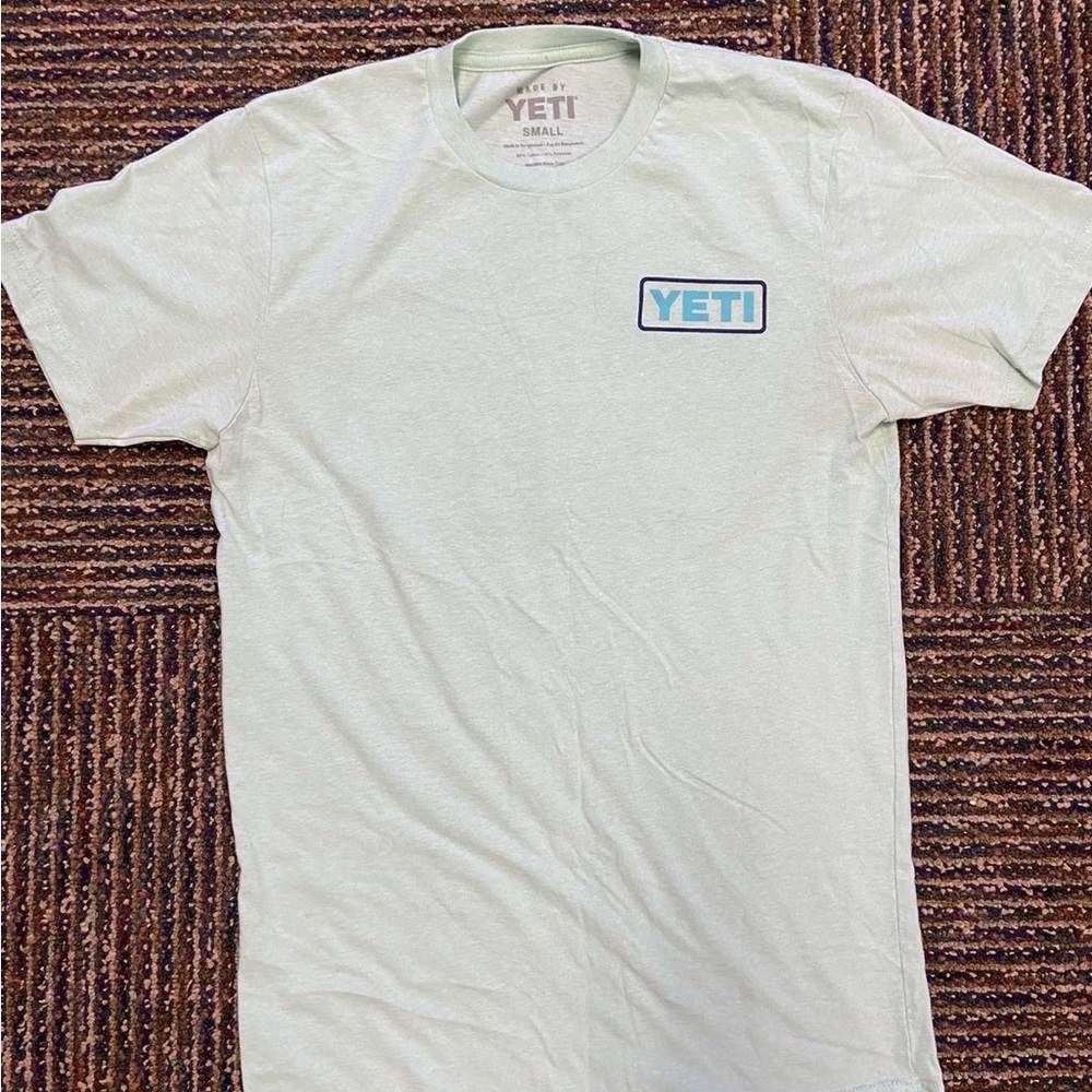 RARE vintage YETI Shirt